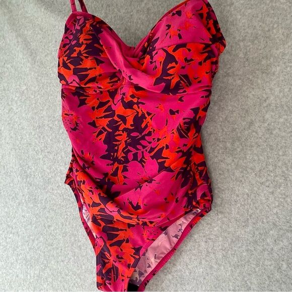 SS Shore Shapes One Piece Ruched Bathing Suit Pink, Purple, Red sz. 12 #UU - Picture 4 of 12